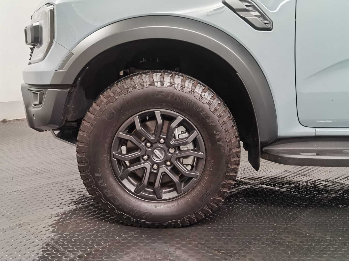 FORD RANGER 3.0 V6 BI TURBO ECOBOOST RAPTOR 4X4 A/T image 15