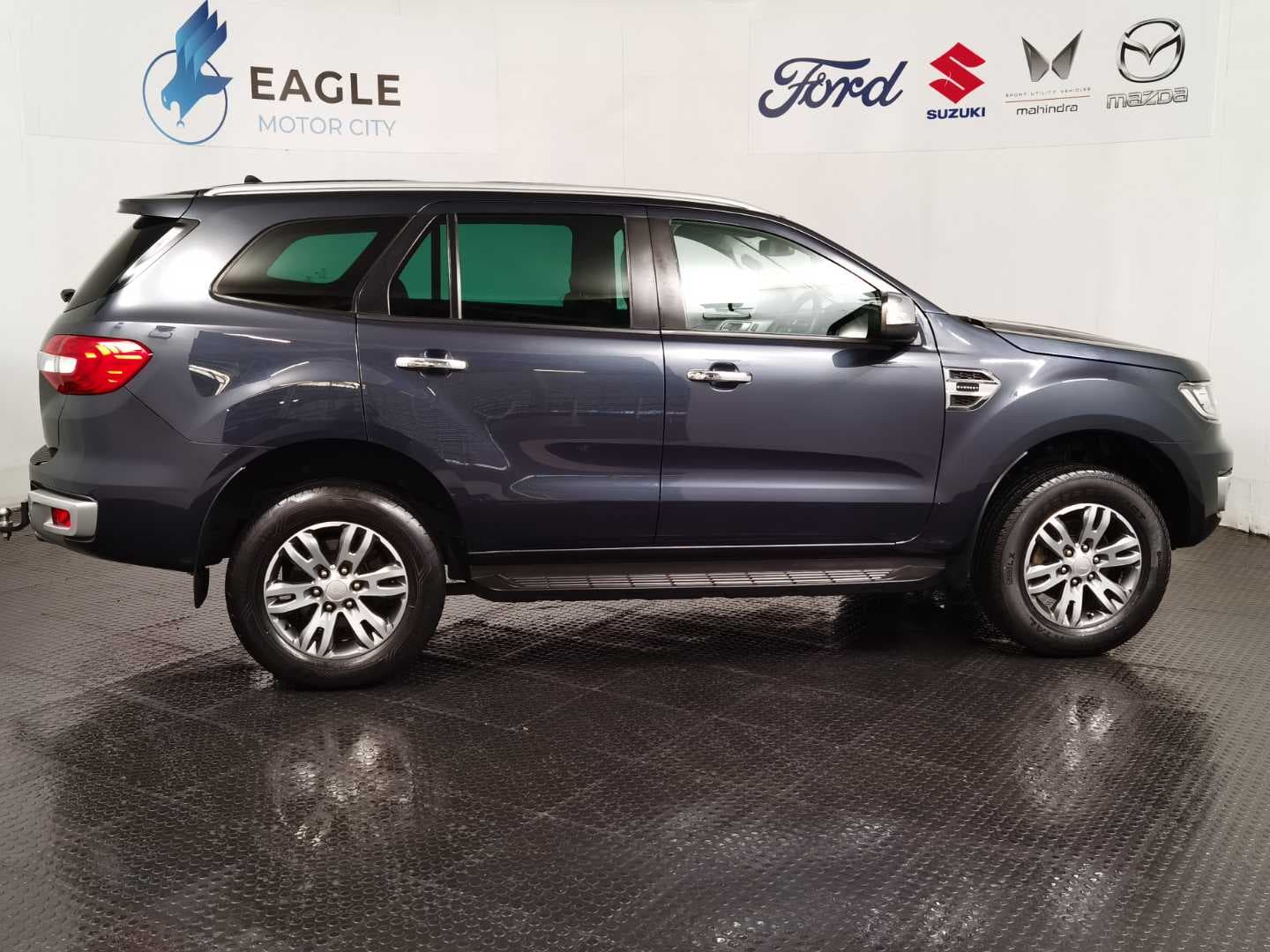 FORD EVEREST 2.0D XLT A/T image 10
