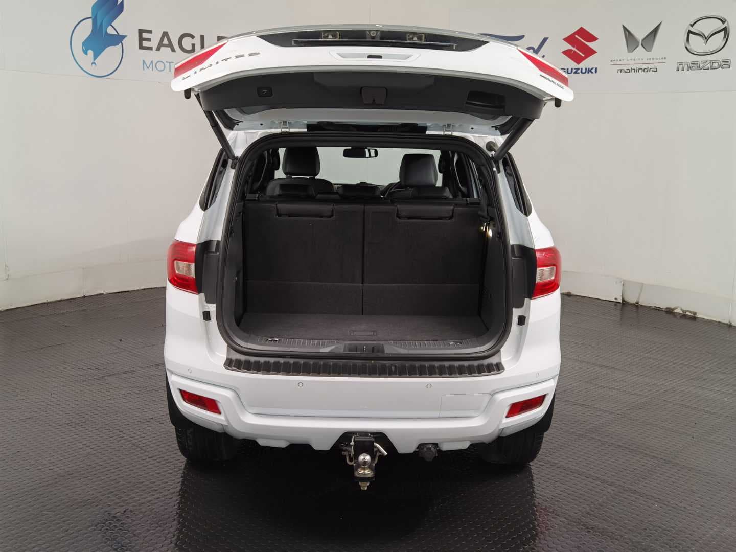 FORD EVEREST 3.2 TDCi LTD 4X4 A/T image 5