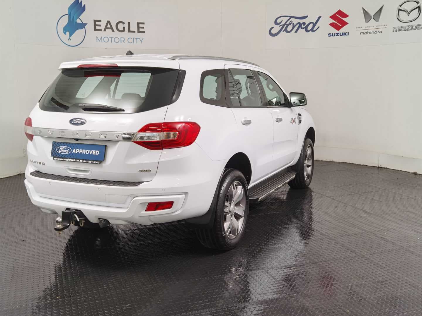 FORD EVEREST 3.2 TDCi LTD 4X4 A/T image 9