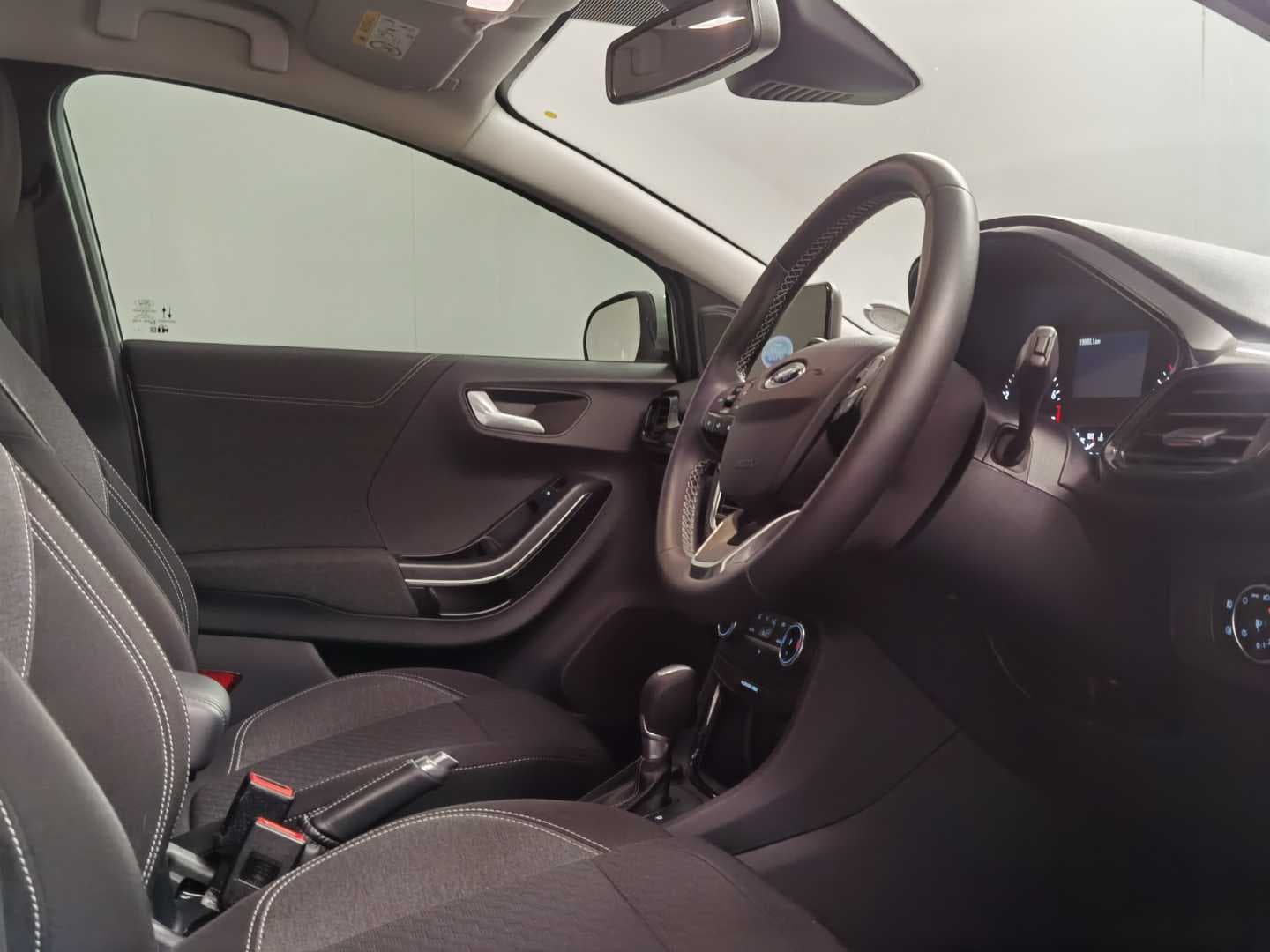 FORD PUMA 1.0T ECOBOOST TITANIUM A/T image 13